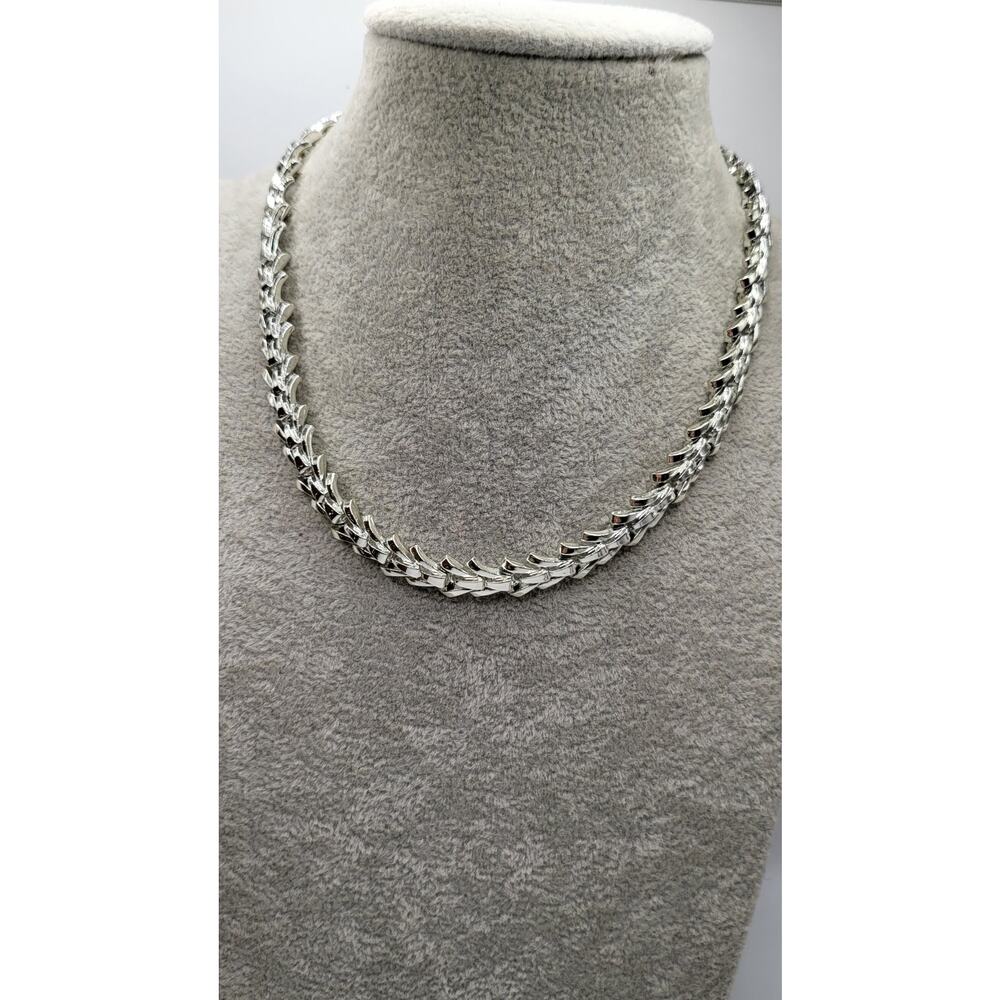 Vintage Longcraft Silver Tone Chevron Link Necklace Adjustable